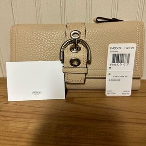 NWT Coach Soho Cream Leather Wallet